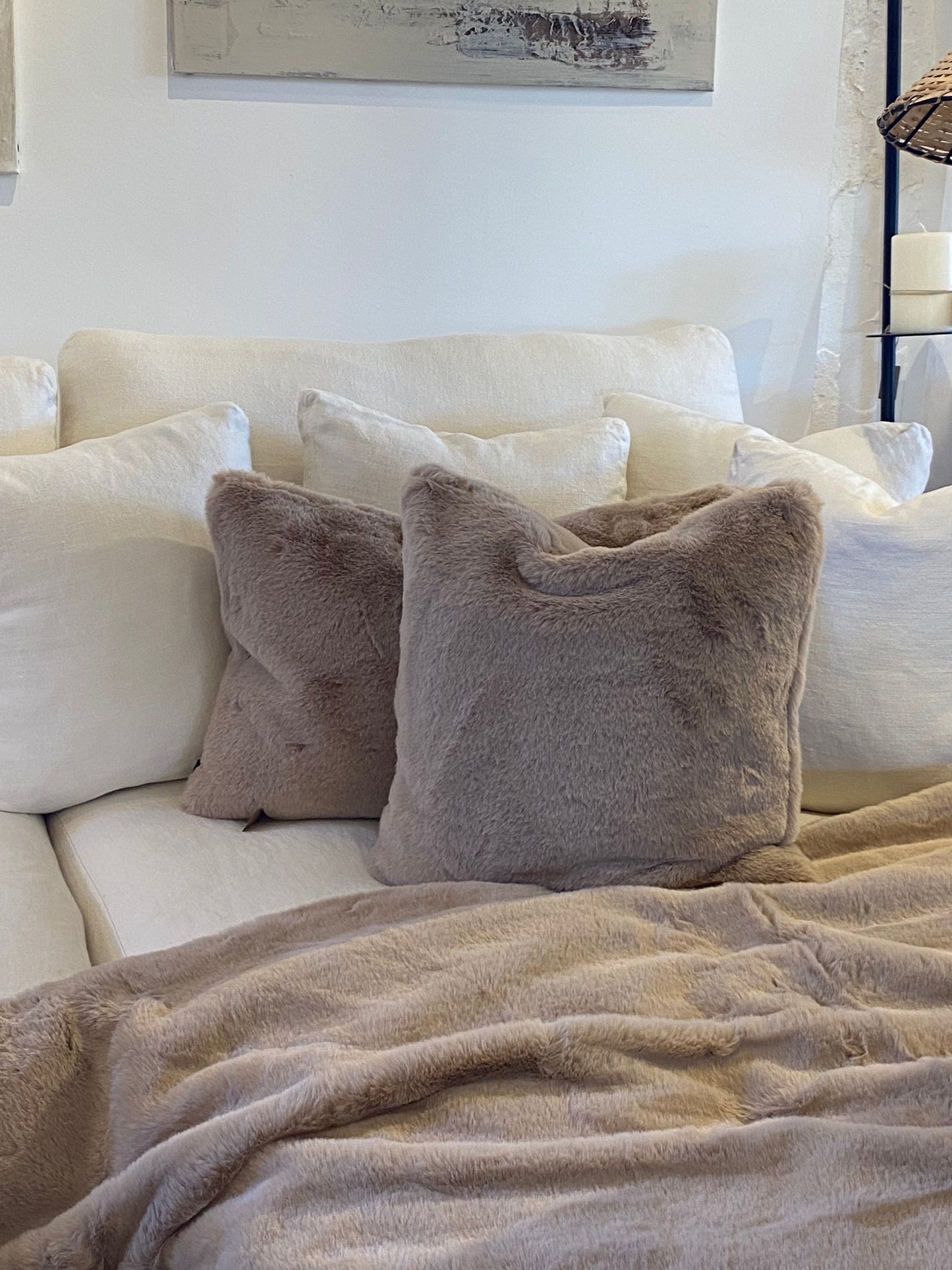 Coussins fausse fourrure