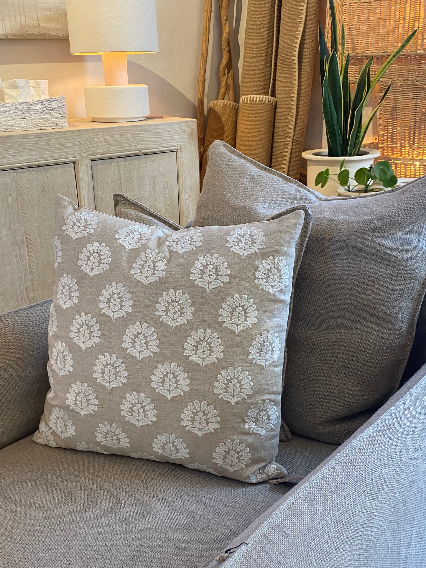 Coussin jacquard beige