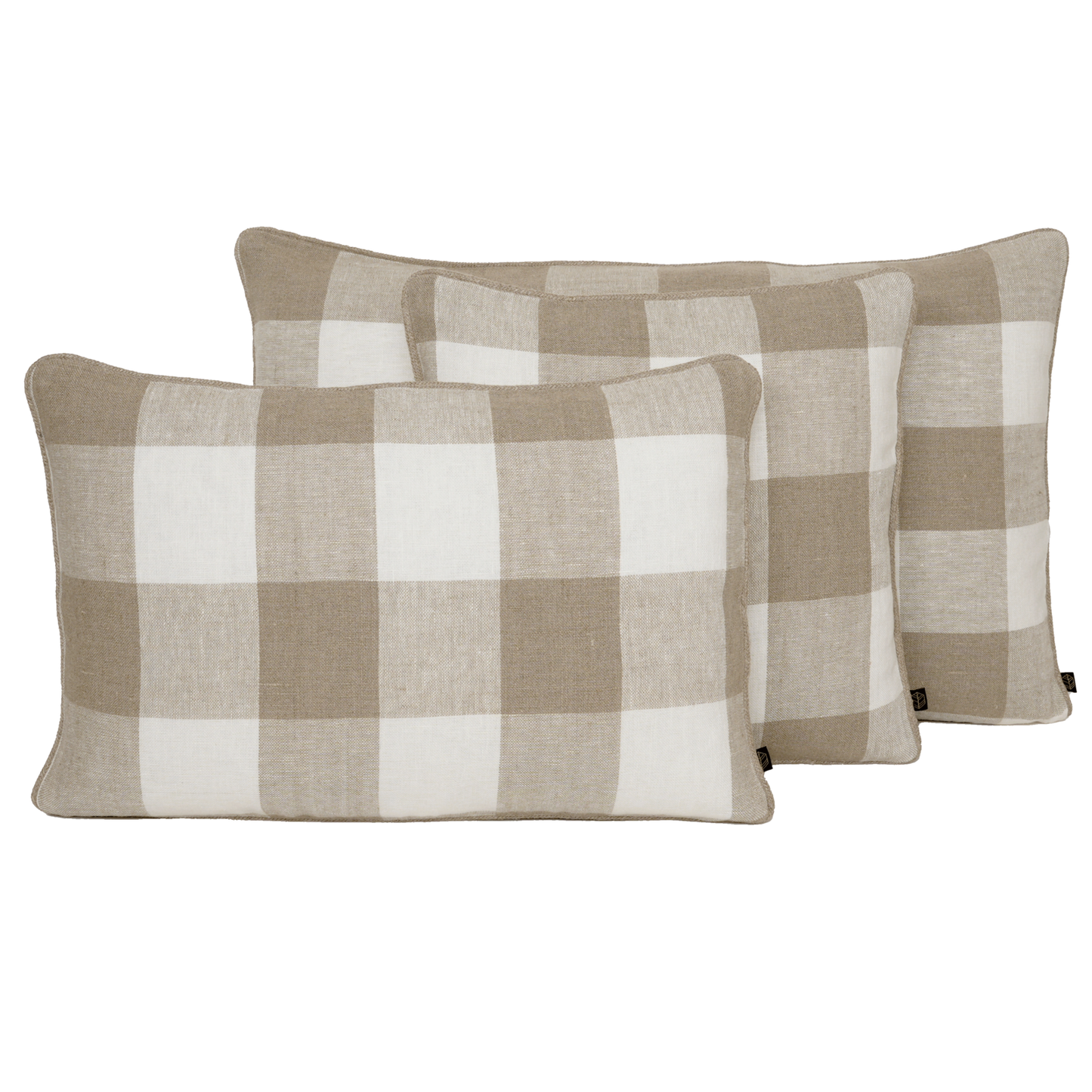 Grand coussin à carreaux