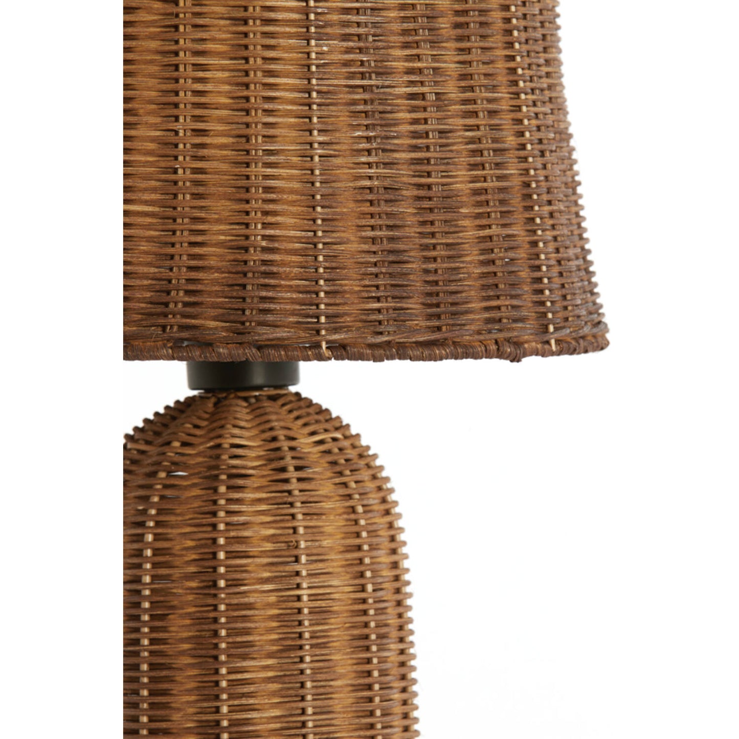 Lampe en rotin