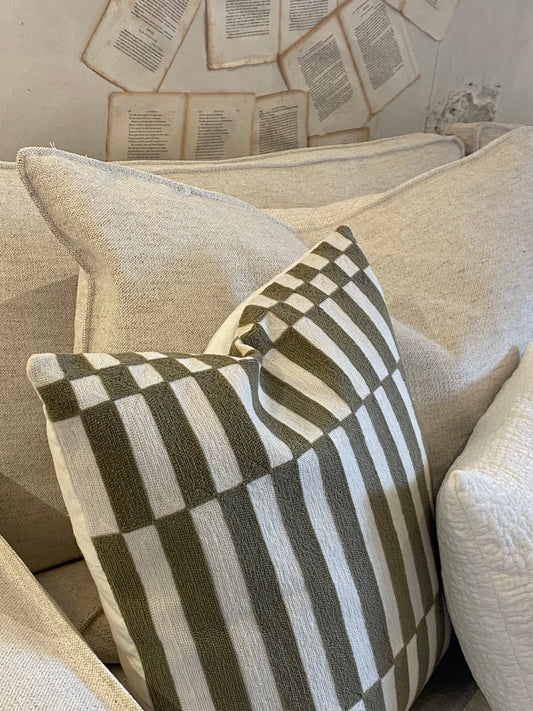 Coussin brodé